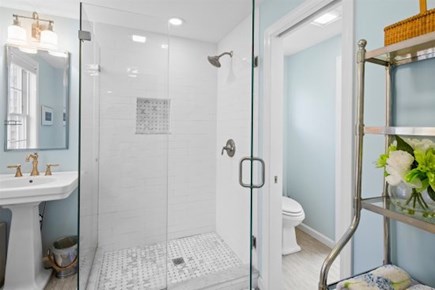 Chatham Cape Cod vacation rental - Luxurious stand up shower