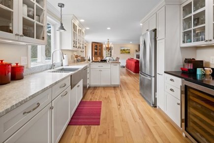 Chatham Cape Cod vacation rental - Spacious kitchen with gas range