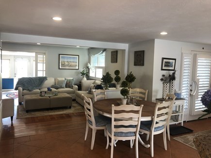 Marshfield, Brant Rock MA vacation rental - Dining/living room