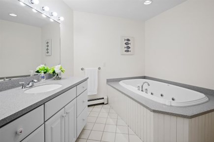Wellfleet Cape Cod vacation rental - Primary bedroom ensuite with jetted tub