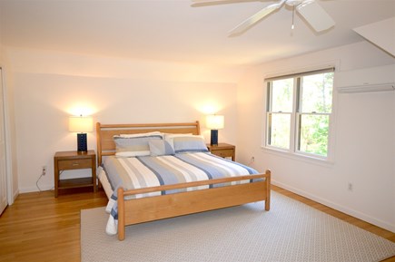 Wellfleet Cape Cod vacation rental - Large space with a king bed