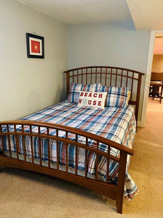 Osterville Cape Cod vacation rental - Lower level bedroom
