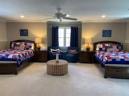 Osterville Cape Cod vacation rental - Second floor large bedroom