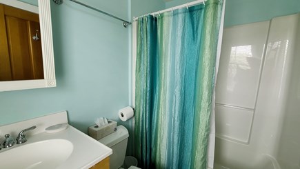 Truro Cape Cod vacation rental - First floor ensuite bathroom with tub/shower