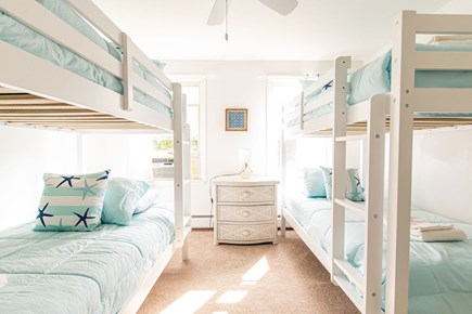 Chatham Cape Cod vacation rental - Bedroom with two twin bunks