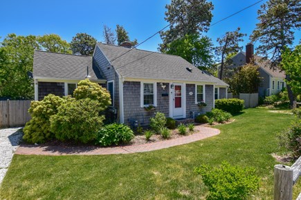 Dennis Cape Cod vacation rental - Front of the home