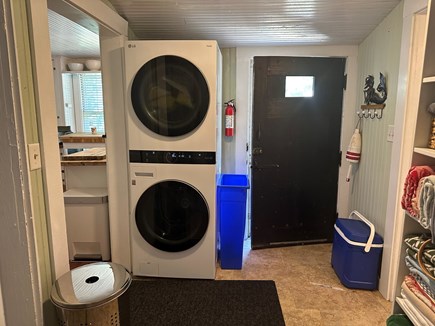 Plymouth MA vacation rental - Full-size washer-dryer; recycling capabilities; extra cooler
