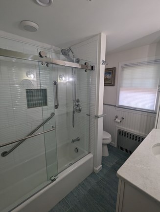 South Yarmouth Cape Cod vacation rental - Main floor bathroom