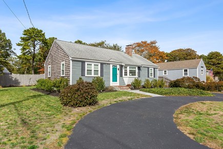 West Dennis Cape Cod vacation rental - Convenient turnaround so no need to back into street