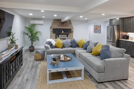 Brewster Cape Cod vacation rental - Fami;r Room