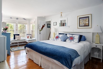 Barnstable Cape Cod vacation rental - The Mermaid bedroom is popular for its reading nook and spa tub