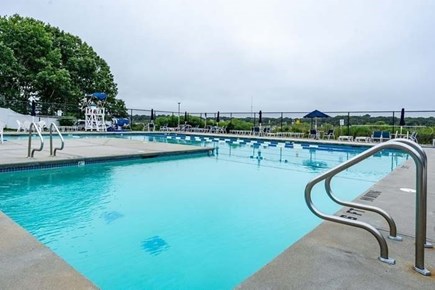 Falmouth, Great Harbors Cape Cod vacation rental - Pool/kid pool great for families!