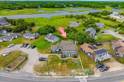 Centerville Cape Cod vacation rental - Plenty of Parking; Air Conditioned; TV's Everywhere...Beautiful.