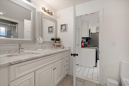 Centerville Cape Cod vacation rental - Suite A - Double Vanity Sinks