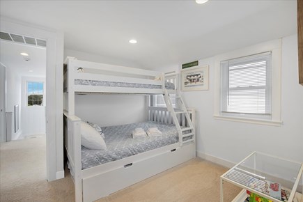 Centerville Cape Cod vacation rental - Suite B - Below Pulls Out to  Full Bed and Top is Twin Bed