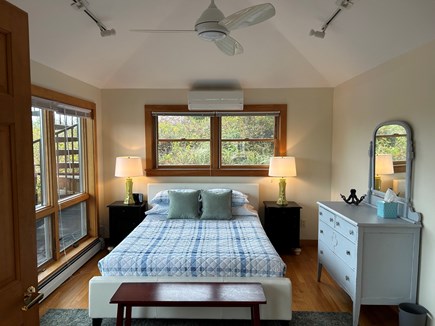 Provincetown, Bayberry Beach House Cape Cod vacation rental - Queen Bedroom