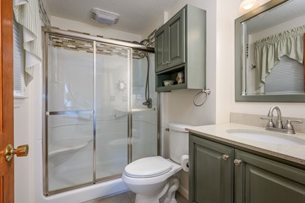 West Harwich Cape Cod vacation rental - Full Bathroom