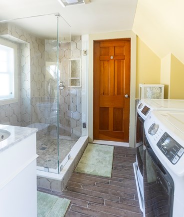 Woods Hole Cape Cod vacation rental - Full bath #1 with washer / dryer.