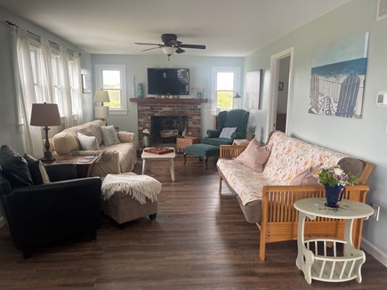 Sandwich, Sagamore Beach Cape Cod vacation rental - Sun drenched living room