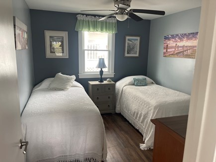 Sandwich, Sagamore Beach Cape Cod vacation rental - Bedroom 1 with lovely twin beds