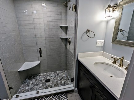 Wellfleet Center Cape Cod vacation rental - Full Bath/Shower for first floor bedroom