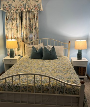 Wellfleet Cape Cod vacation rental - Downstairs Bedroom