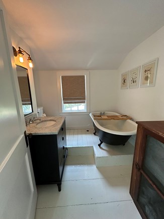 Orleans Cape Cod vacation rental - Upstairs Bath