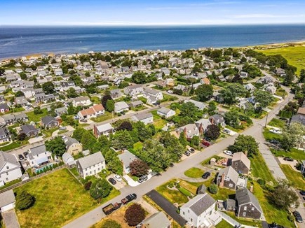 Town Neck, Sandwich, MA Cape Cod vacation rental - Just a 10 minute walk to Town Neck Beach