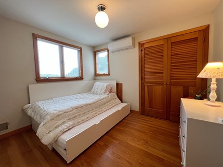 Woods Hole Cape Cod vacation rental - Upper Level - bedroom (twin)