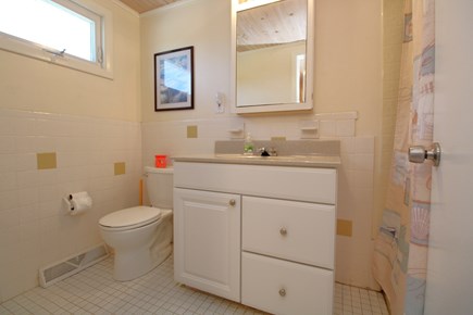 West Dennis Cape Cod vacation rental - Full Bath with Tub