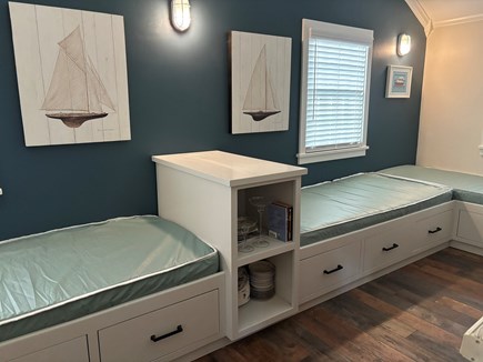 Dennis, Corporation Beach  Cape Cod vacation rental - Bunkroom