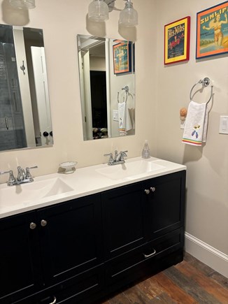 Dennis, Corporation Beach  Cape Cod vacation rental - DOWNSTAIRS-Bathroom
