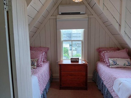Harwich Port Cape Cod vacation rental - Upstairs bedroom