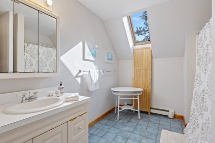 Wellfleet Cape Cod vacation rental - Full bathroom upstairs with skylight, tub, and shower