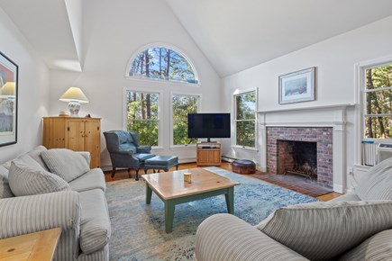 Wellfleet Cape Cod vacation rental - Spacious and comfortable living room