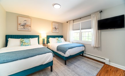 Marstons Mills Cape Cod vacation rental - Upstairs with 2 full beds, Smart TV