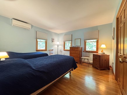 Wellfleet Cape Cod vacation rental - First Floor Bedroom (2x Twin)