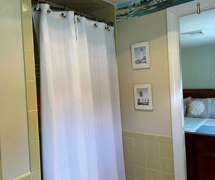 Dennis Cape Cod vacation rental - Jack and Jill bathroom