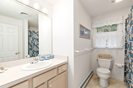 Orleans Cape Cod vacation rental - Full bathroom with tub and shower serves the upstairs bedrooms