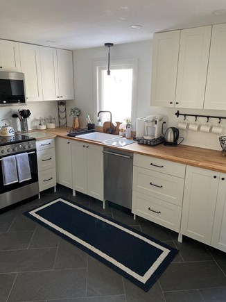 Sandwich Cape Cod vacation rental - Newly renovated kitchen, all new appliances