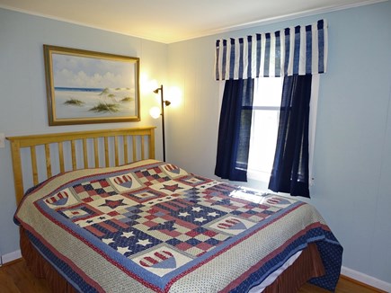 Eastham  Cape Cod vacation rental - Queen bedroom