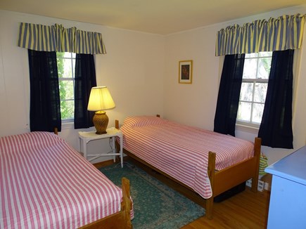 Eastham  Cape Cod vacation rental - Twin bedroom