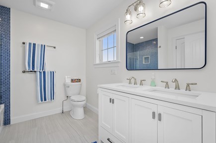 Sandwich Cape Cod vacation rental - Bathroom 2 - Shower/Tub Combo - Second Floor.