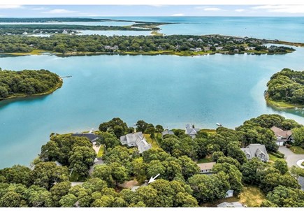 East Falmouth Cape Cod vacation rental - Located @ end of quiet tree lined street w/ access to Bourne Pond