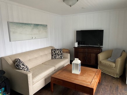 Yarmouth, Hyannis Harbor Beach House Cape Cod vacation rental - Second floor living room
