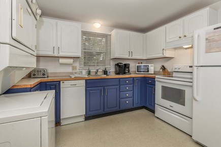 Brewster Cape Cod vacation rental - Well-equipped kitchen