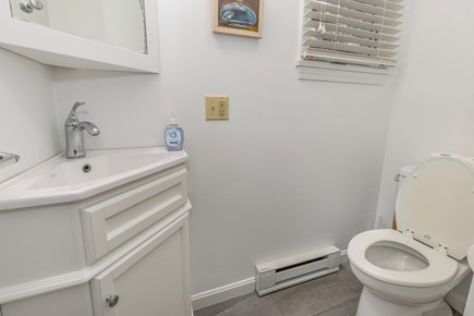 Brewster Cape Cod vacation rental - Downstairs 1/2 bathroom