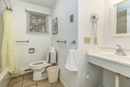 Brewster Cape Cod vacation rental - Upstairs full bathroom