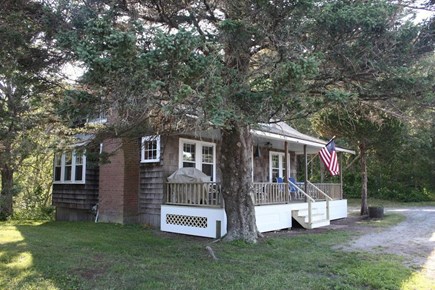Harwich, Pleasant Bay Cape Cod vacation rental - Souvenir Cottage