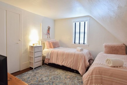 Brewster, MA Cape Cod vacation rental - Twin bedroom